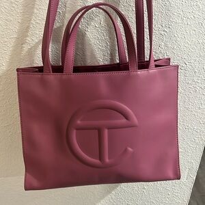 Medium Telfar shopping bag in corned beef